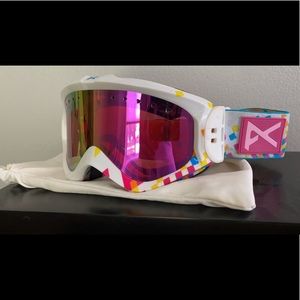Anon Women’s Ski Goggles